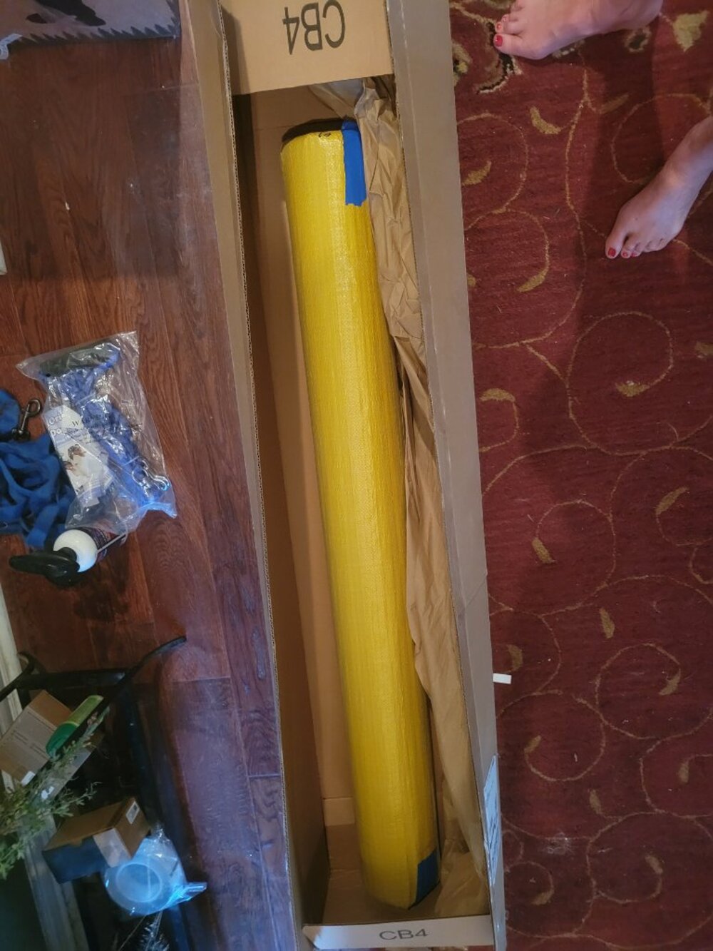 New still in wrapping never used 4x7 Artificial Grass/Turf - Picture 4 of 4
